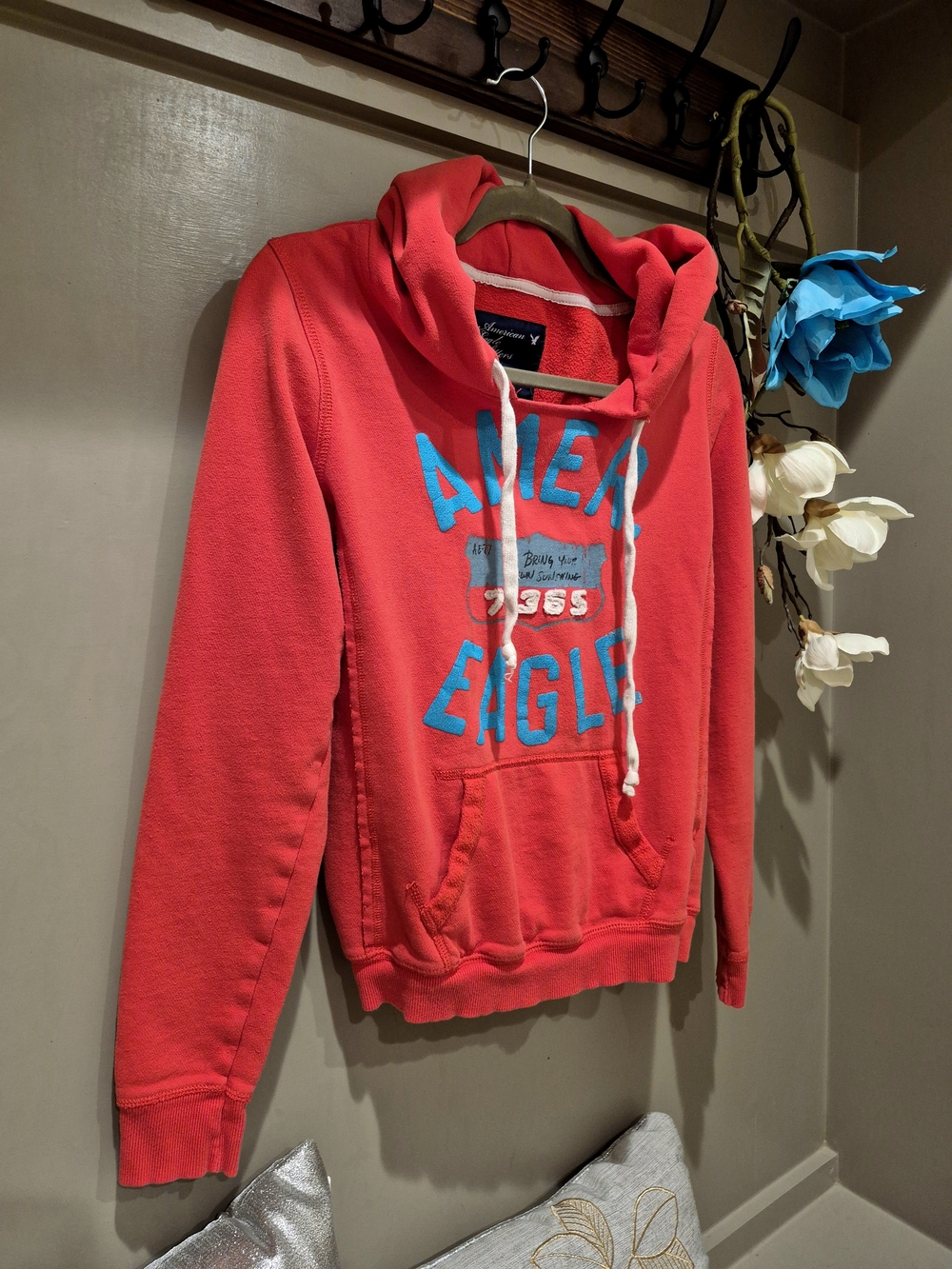 Size S-M American Eagle Outfitters Red/Orange Pullover Hoodie Super Soft Premium